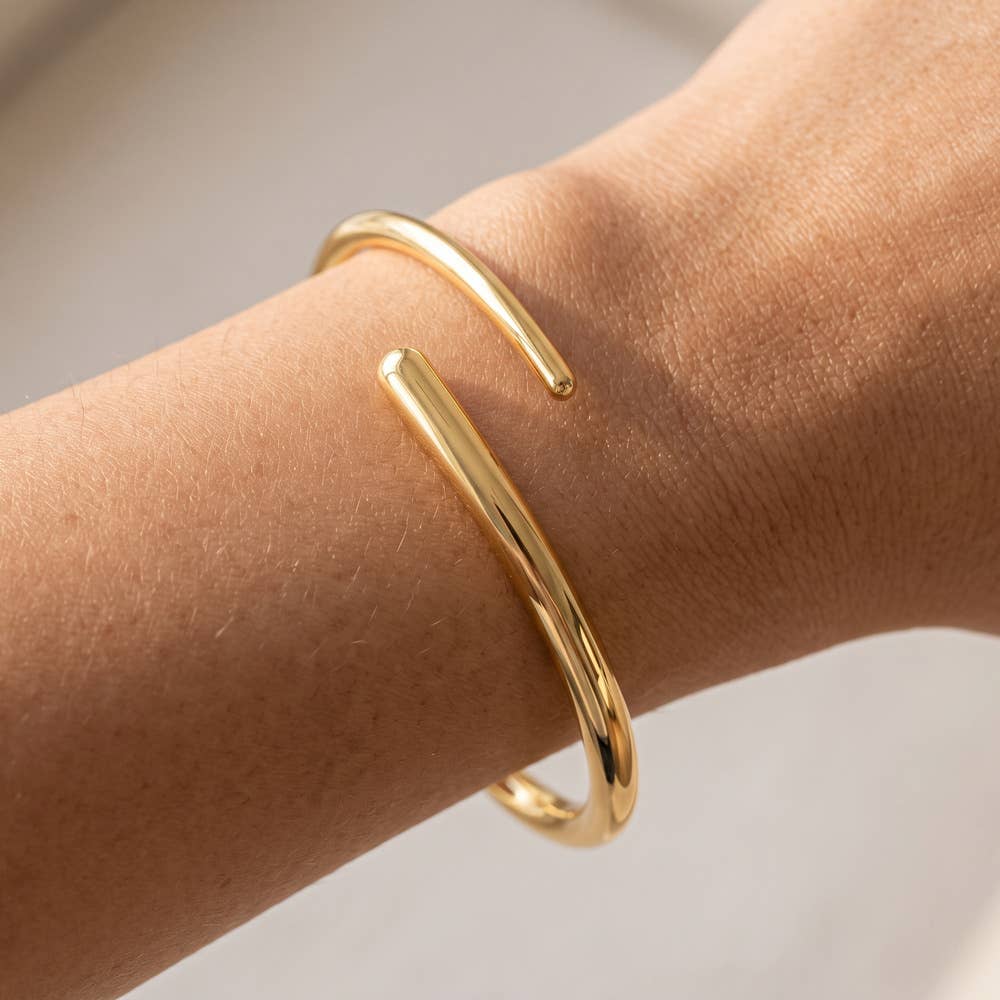 The Unbothered Cuff